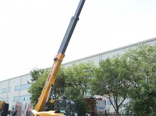 Телескопический погрузчик XCMG XT4014K