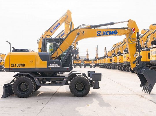 Колесный экскаватор XCMG XE150WD