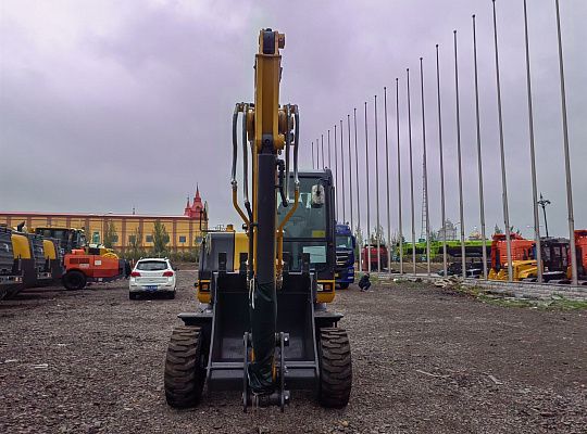 Колесный экскаватор XCMG XE60WD