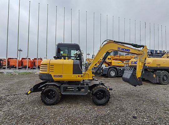 Колесный экскаватор XCMG XE60WD