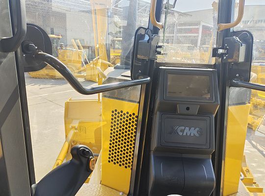 Бульдозер XCMG D360