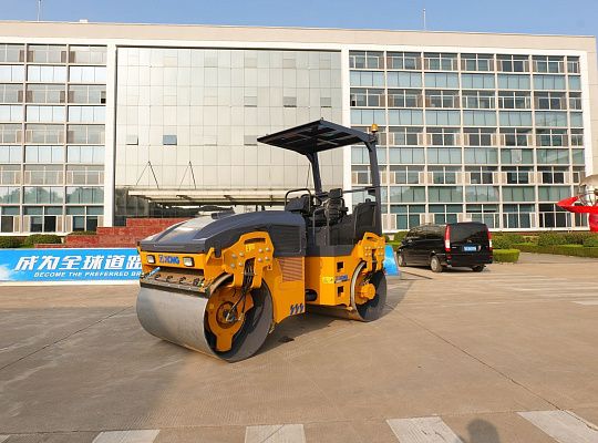 Каток тротуарный двухвальцовый XCMG XMR603
