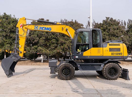 Колесный экскаватор XCMG XE150WD