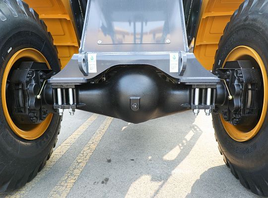 Фронтальный погрузчик XCMG XC956