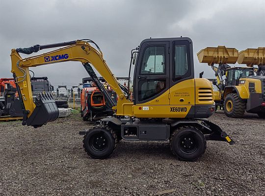 Колесный экскаватор XCMG XE60WD