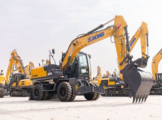 Колесный экскаватор XCMG XE150WD