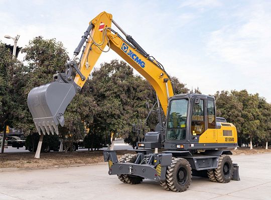 Колесный экскаватор XCMG XE150WD