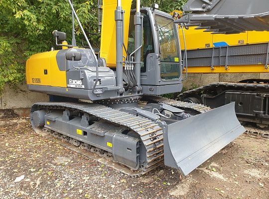 Гусеничный габаритный экскаватор XCMG XE180DN